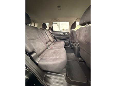 2016 Nissan X-Trail 1.6 SV DP 5 SEAT E6 4DR €8,950 thumbnail