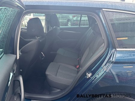 2023 Skoda Octavia Style 2.0TDI 115HP DSG With Extras €33,750 thumbnail