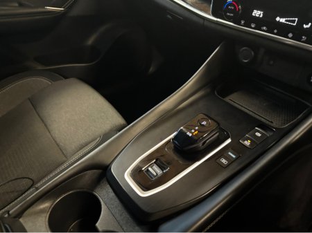 2023 Nissan Qashqai EPOWER SV PREMIUM 2T G GR RR 4DR AUTO €23,999 thumbnail