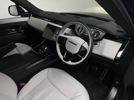 2025 Land Rover Range Rover Sport - thumbnail 15