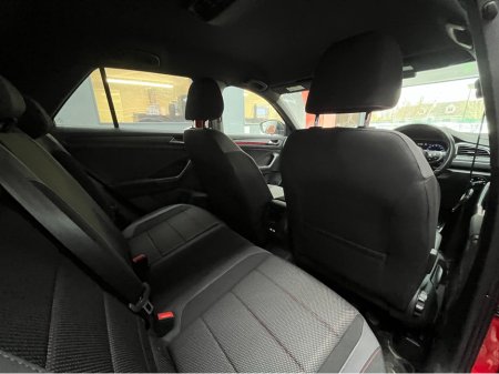 2021 Volkswagen T-Roc - thumbnail 14