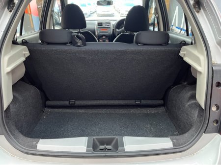 2018 Nissan March - thumbnail 8