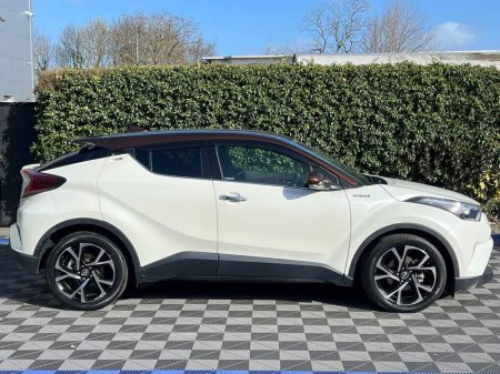 2019 Toyota C-HR - thumbnail 2