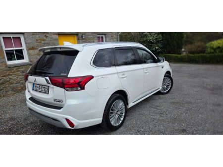 2019 Mitsubishi Outlander - thumbnail 6