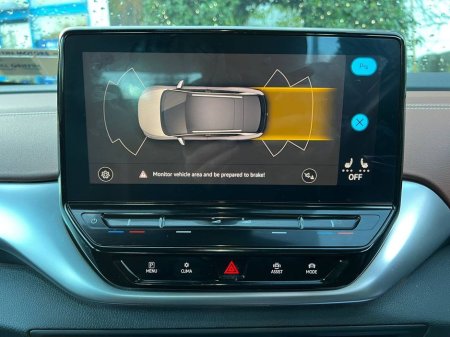 2021 Volkswagen ID.4 PRO LIFE 77KWH // PARKING SENSORS // DIAMOND CUT ALLOYS // LEATHER/ALCANTARA HEATED SEATS €20,900 thumbnail