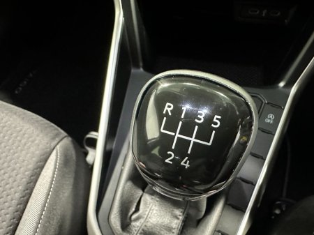 2024 Volkswagen Taigo Life 1.0 TSi 242 €23,400 thumbnail