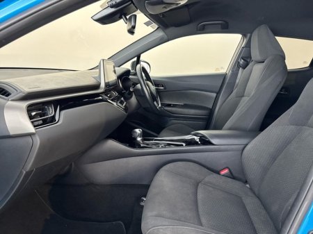 2019 Toyota C-HR - thumbnail 6