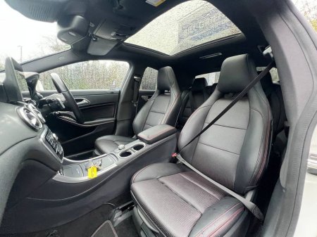2016 Mercedes-Benz CLA Class CLA180 AMG-LINE 1.6 AUTO // OPENING PAN ROOF // HARMAN/KARDON // HEATED SEATS €19,750 thumbnail