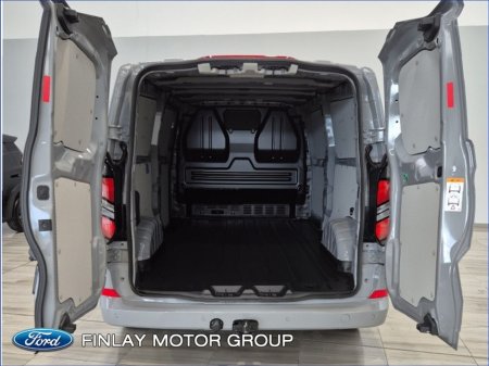 2026 Ford Transit Custom 150PS Limited LWB FWD Manual €40,974 thumbnail