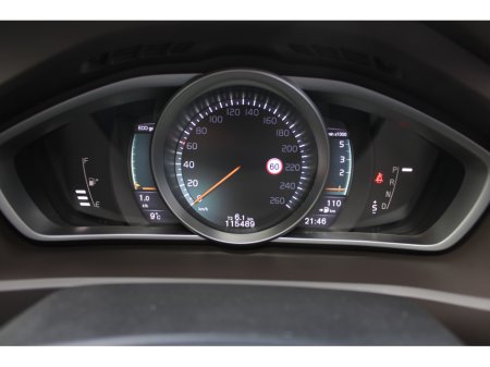 2016 Volvo V40 Cross Country 2.0D4 CROSSCOUNTRY 5DR HATCHBACK AUTO HUGE SPEC  // 1 OWNER CAR // AS NEW CONDITION THROUGHOUT // BUY WITH CONFIDENCE AA AND SIMI APPROVED DEALER 2026 // FINANCE ARRANGED // €13,950 thumbnail