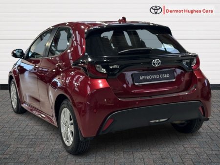 2021 Toyota Yaris - view 2