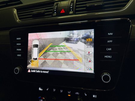 2021 Skoda Superb Ambition 1.4TSI 218HP PHEV €20,900 thumbnail