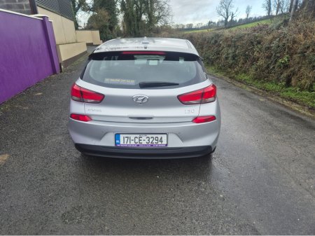 2017 Hyundai i30 SE NAV BLUE DRIVE 110 5DR 110PS €11,750