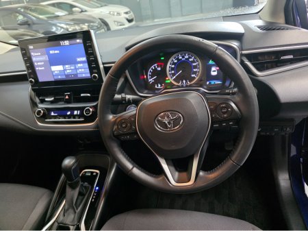 2020 Toyota Corolla - thumbnail 10