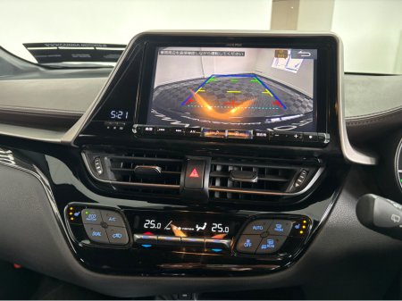 2018 Toyota C-HR - thumbnail 8