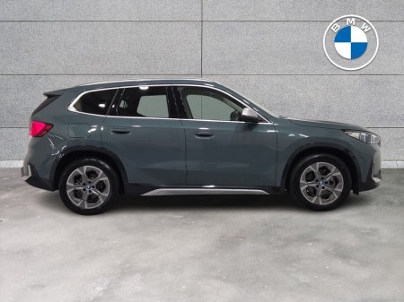 2024 BMW iX1 - thumbnail 25