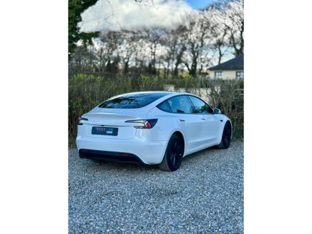 2025 Tesla Model 3 - thumbnail 9