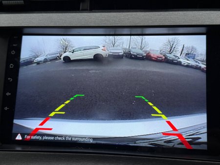 2015 Toyota Prius 1.8 Hybrid €11,990 thumbnail