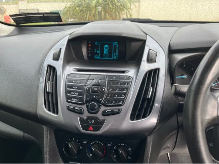 2017 Ford Transit Connect 240 LIMITED EDITION €10,950 thumbnail