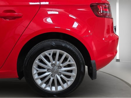 2015 Audi A3 - thumbnail 28