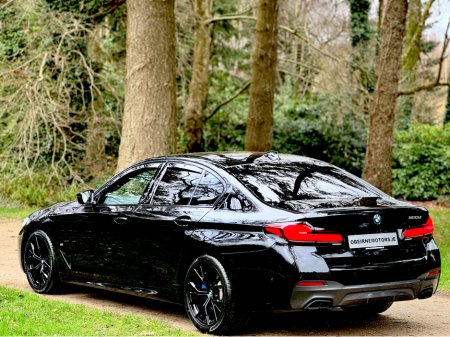 2021 BMW 5 Series - thumbnail 39