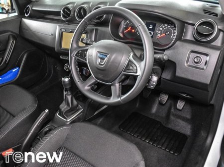 2021 Dacia Duster Blue dCi 115 Comfort €17,990 thumbnail