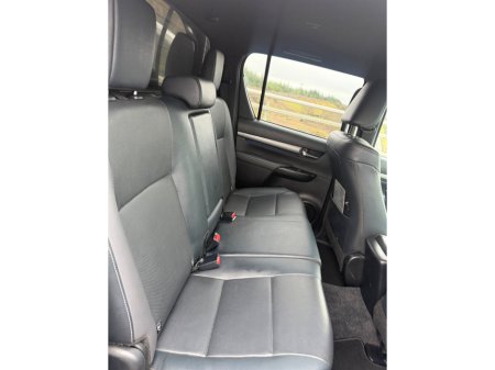 2022 Toyota Hilux  thumbnail