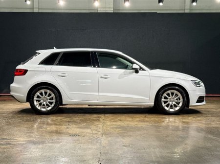 2016 Audi A3 - thumbnail 2