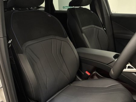 2026 BMW iX3 - thumbnail 24