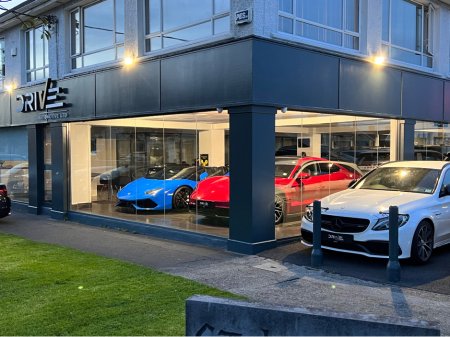 2022 Porsche Cayenne 3.0 Hybrid V6 PLATINUM ED EH €69,900