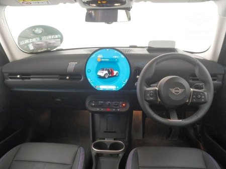 2025 MINI Hatch Cooper C 5 Door €36,900