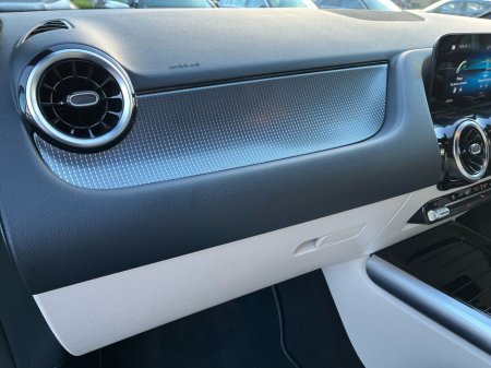 2022 Mercedes-Benz GLA Class - thumbnail 18