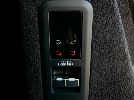 2026 Land Rover Range Rover Sport - thumbnail 23