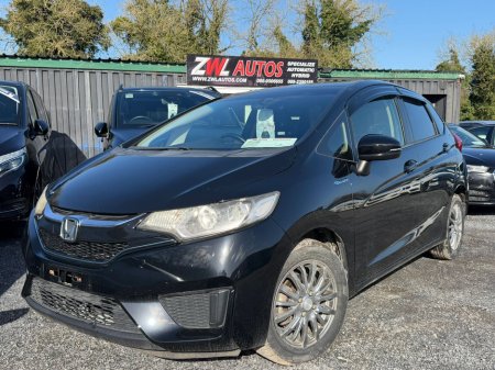 2015 Honda Fit - thumbnail 3