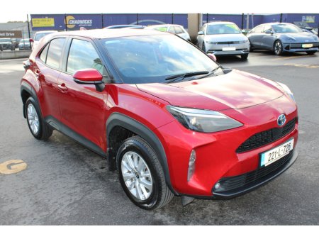 2022 Toyota Yaris Cross 1.5 Hybrid CVT Luna €23,950 thumbnail