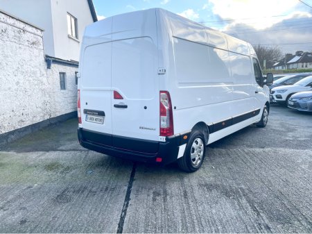 2023 Renault Master LM35 BUSINESS+ 2.3 BLUE DCI 135PS LWB €19,000 thumbnail