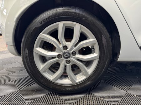 2017 Renault Clio - thumbnail 20