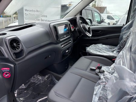 2026 Mercedes-Benz Vito 119LWB PRO Automatic thumbnail