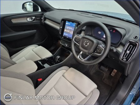 2025 Volvo EX40 Ultra single motor 69kw battery €48,750 thumbnail