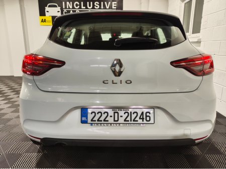 2022 Renault Clio - thumbnail 18