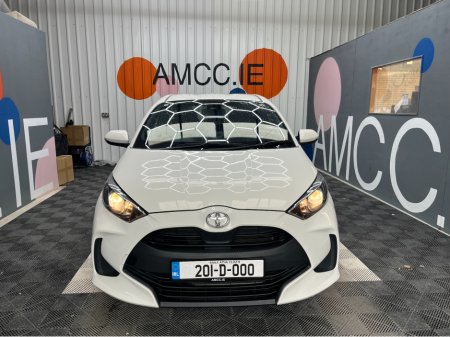 2020 Toyota Yaris - thumbnail 6