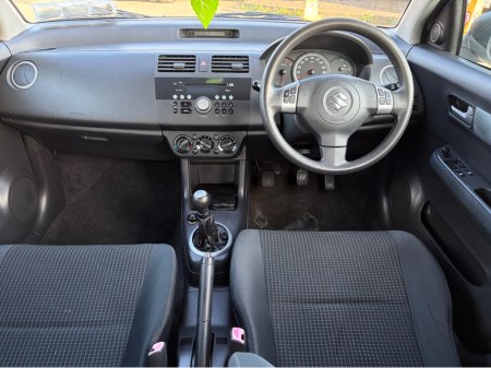 2006 Suzuki Swift - thumbnail 7