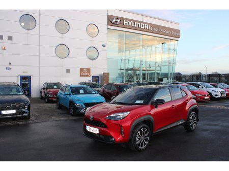 2023 Toyota Yaris Cross 1.5 Hybrid CVT Luna Sport €28,950