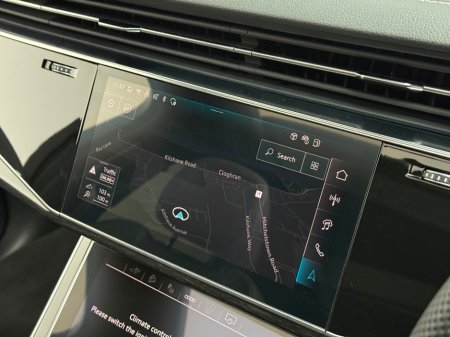 2025 Audi Q7 55 TFSI E S LINE BLACK ED QUATTRO €97,990 thumbnail