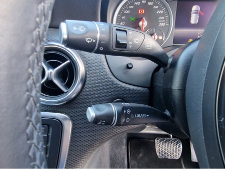 2018 Mercedes-Benz A Class - thumbnail 18