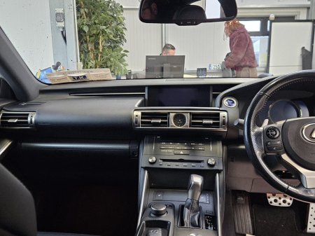 2017 Lexus IS 300 h 300h F-Sport €19,950 thumbnail