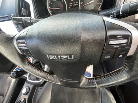 2019 Isuzu D-MAX - thumbnail 18