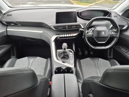 2019 Peugeot 5008 - thumbnail 16