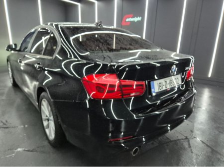 2018 BMW 3 Series - thumbnail 18