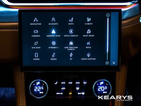 2023 Jaguar F-Pace - thumbnail 30